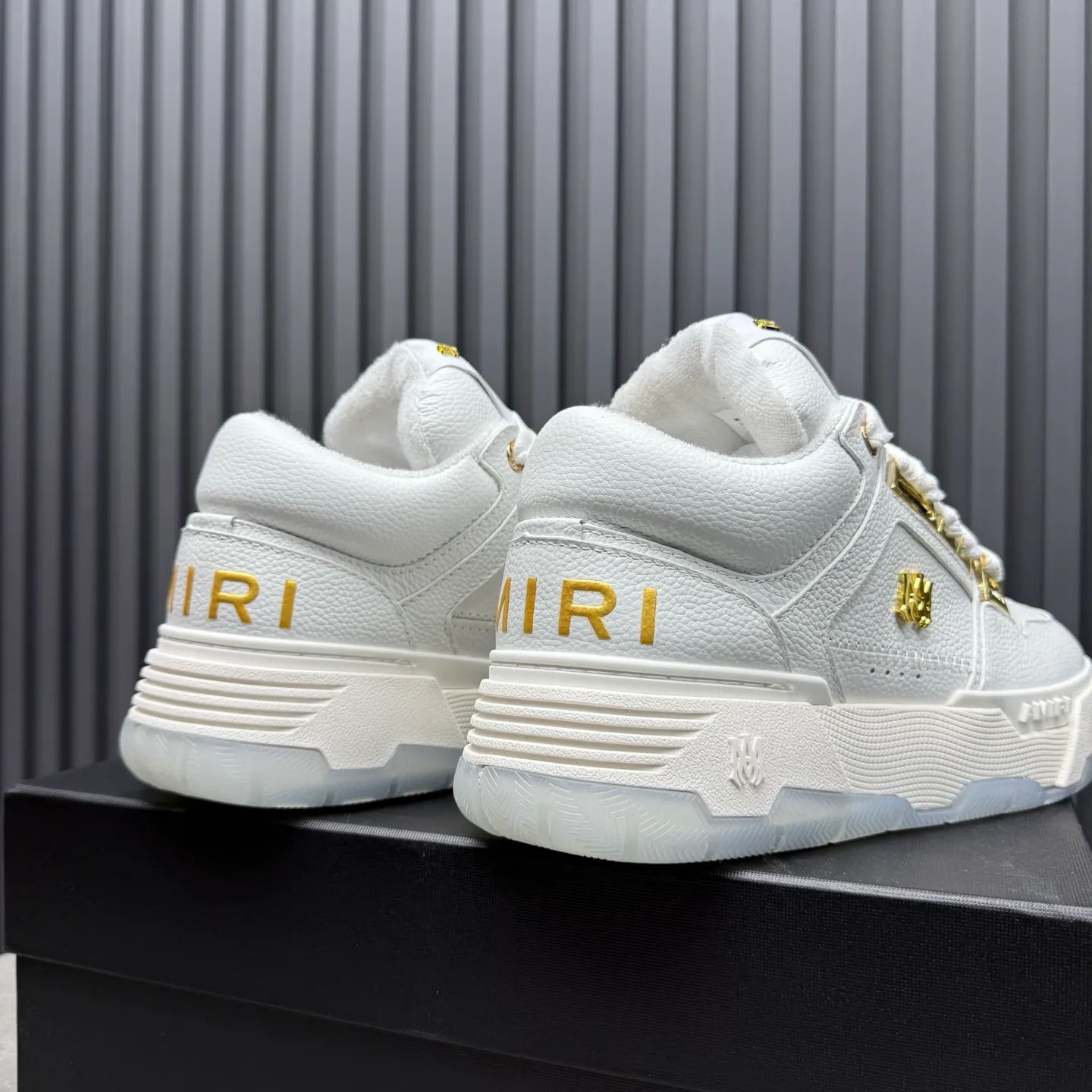 Men's shoes 💰660💰 AMIRI AMIRI trendy brand hot sale 🔥 Available all year round, couples 💑 Official website synchronization Imported fabrics 1⃣️ vs 1⃣️ replica, original factory special original sole, 35-45 (45. non-refundable)